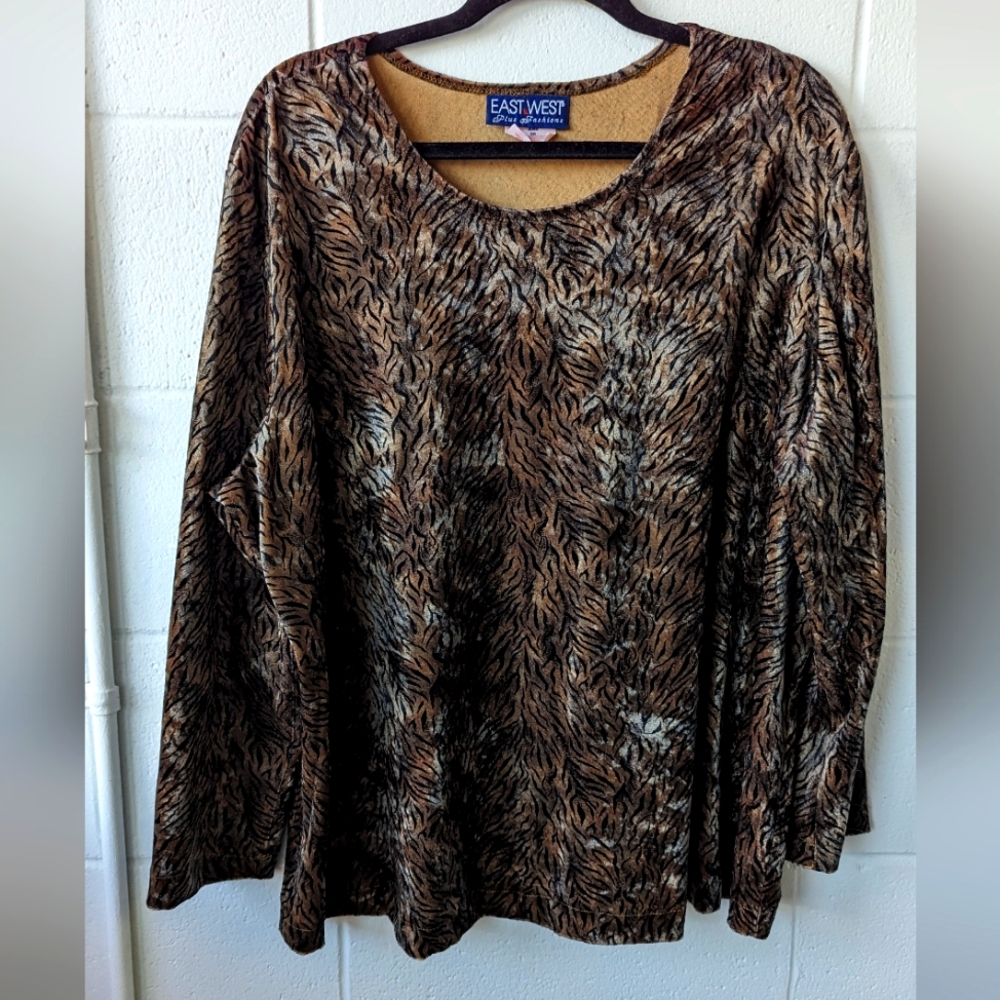 Thin velvet vintage top - size 2X